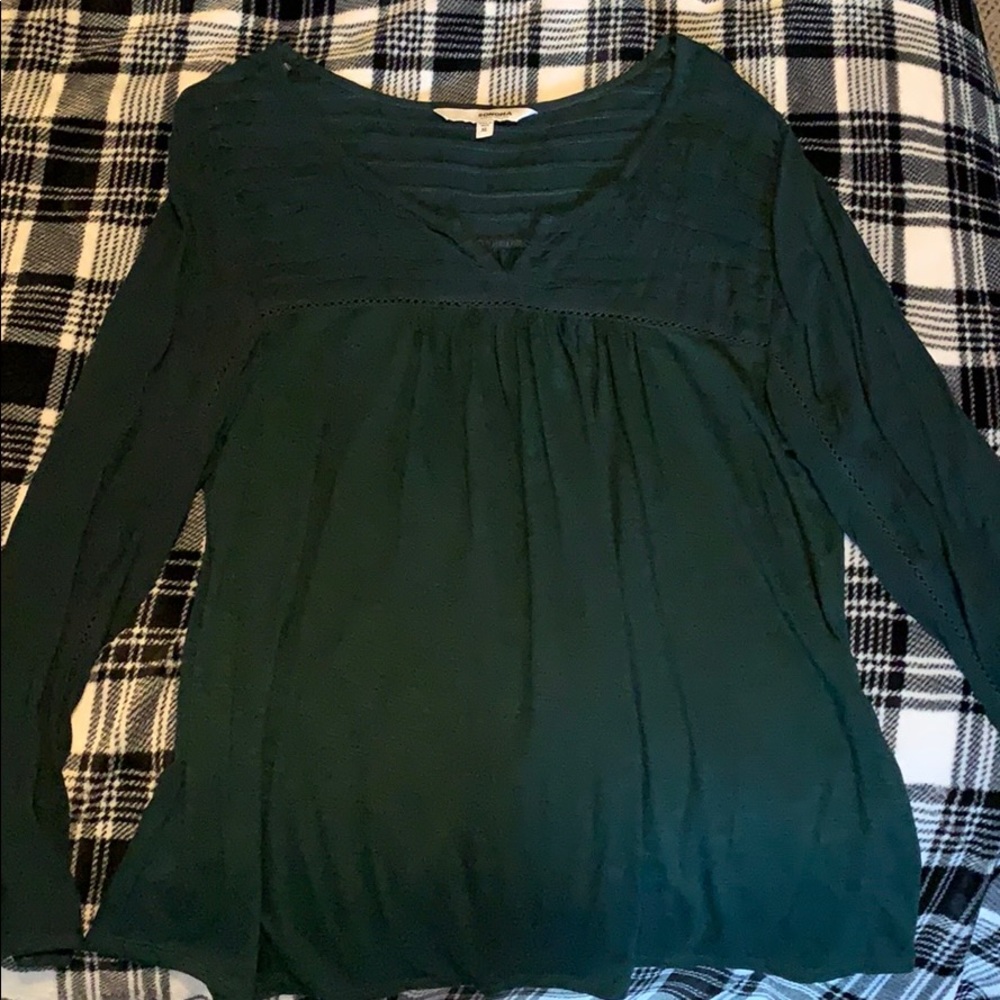 Emerald green long sleeve v neck